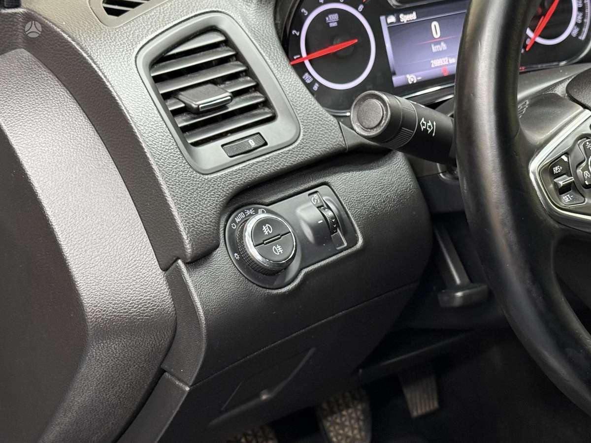 Opel Insignia 2015 — photo 24