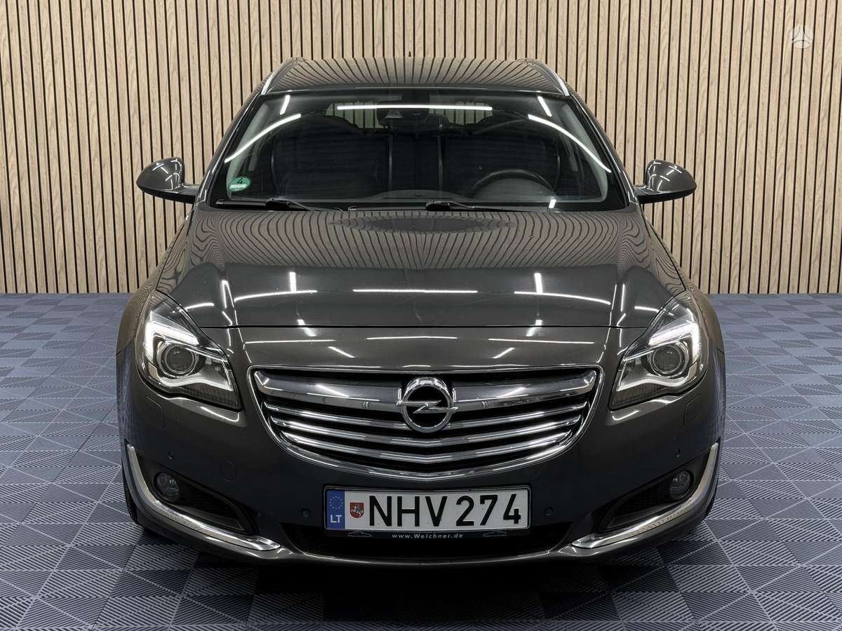 Opel Insignia 2015 — interior