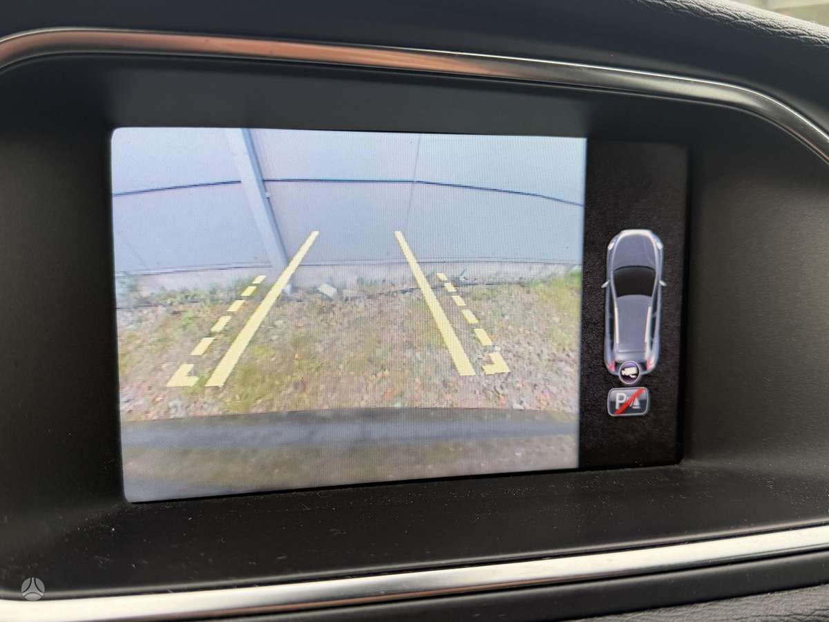 Volvo V40 2013 — photo 20