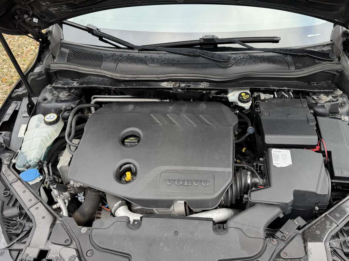 Volvo V40 2013 — photo 6