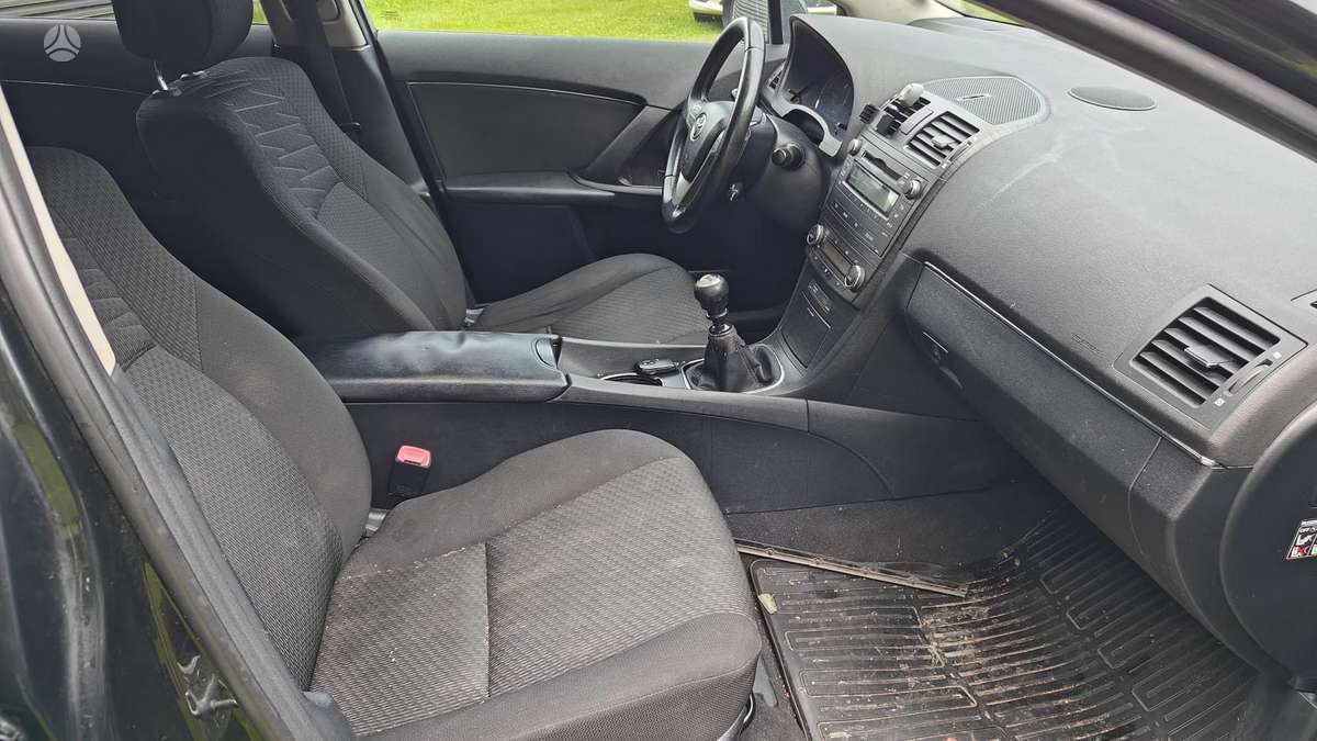 Toyota Avensis 2009 — photo 5