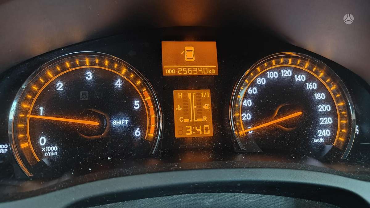 Toyota Avensis 2009 — photo 9