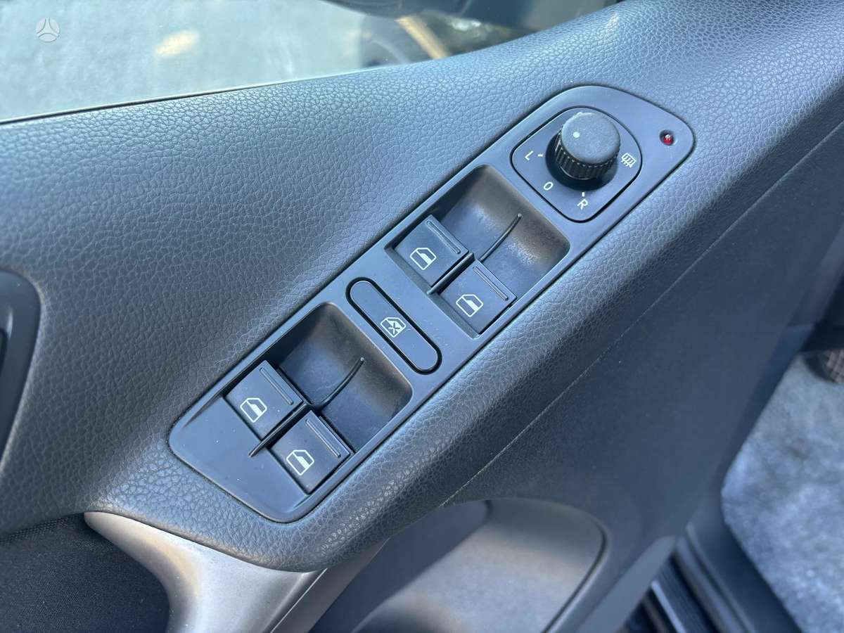 Volkswagen Tiguan 2008 — photo 23