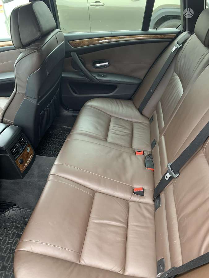 BMW 525 2008 — photo 15