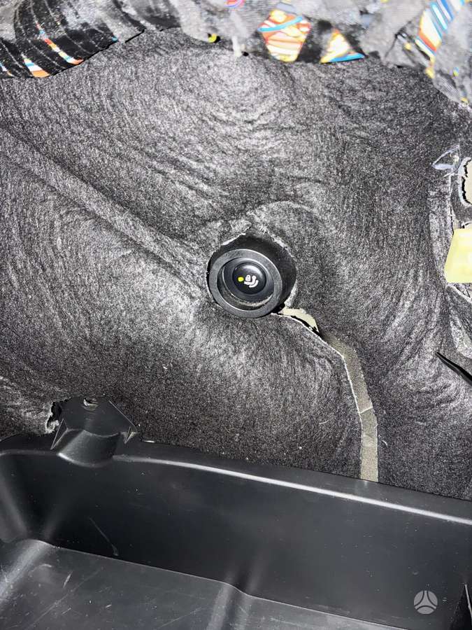 BMW 525 2008 — photo 20