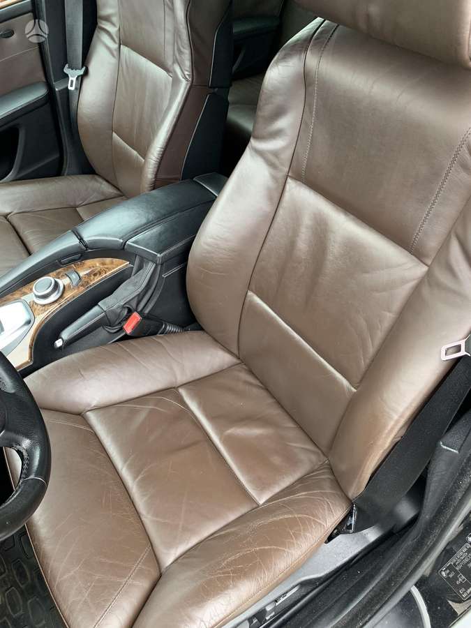 BMW 525 2008 — photo 9