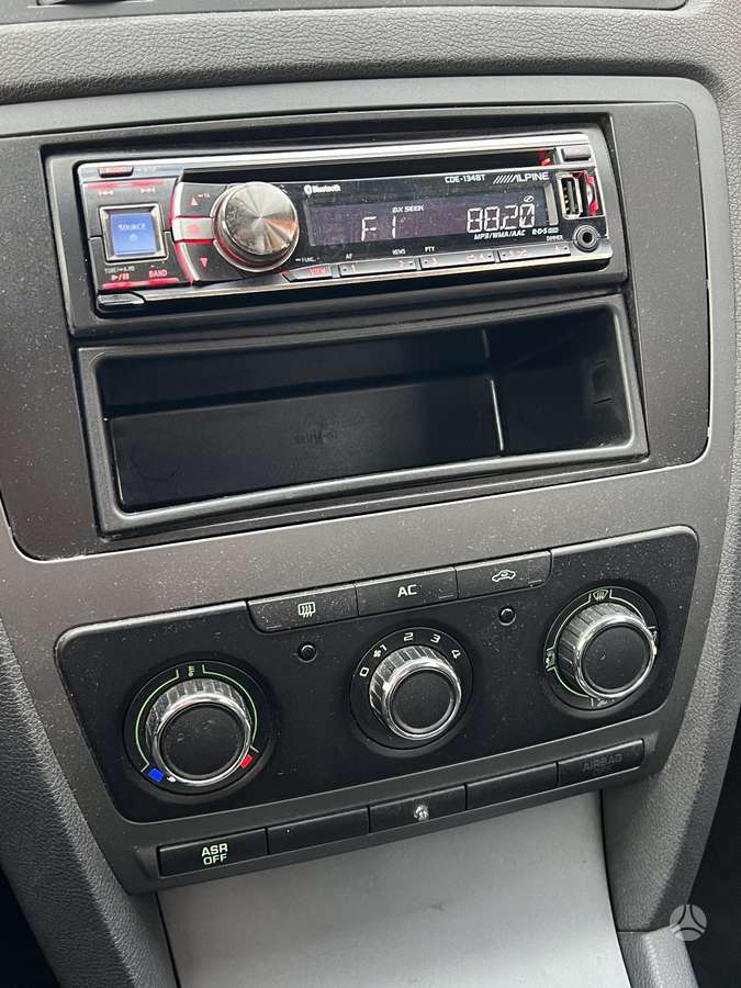 Skoda Octavia 2012 — photo 10
