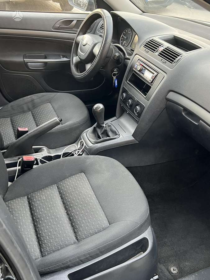 Skoda Octavia 2012 — photo 8