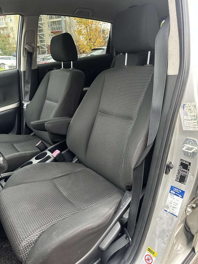 Toyota Corolla 2007 — photo 12