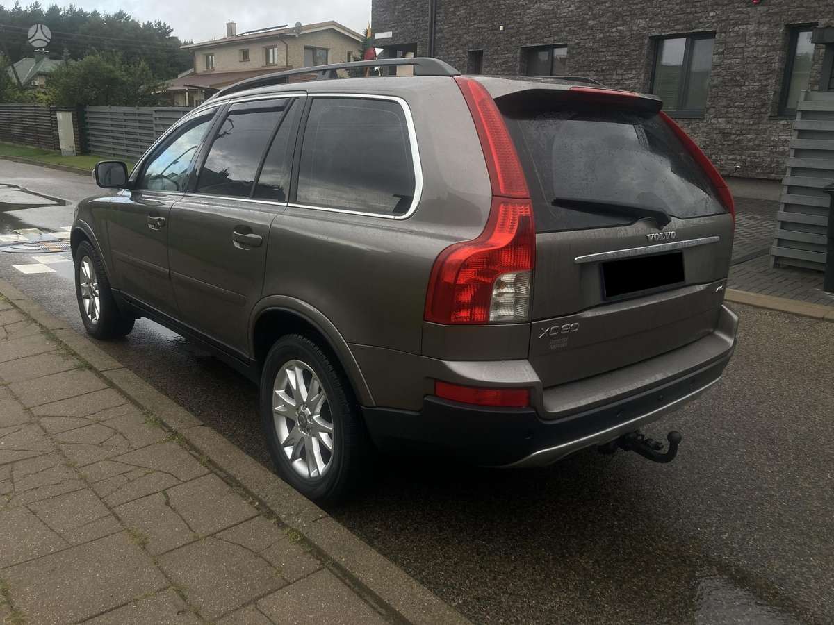 Volvo XC90, 2009
