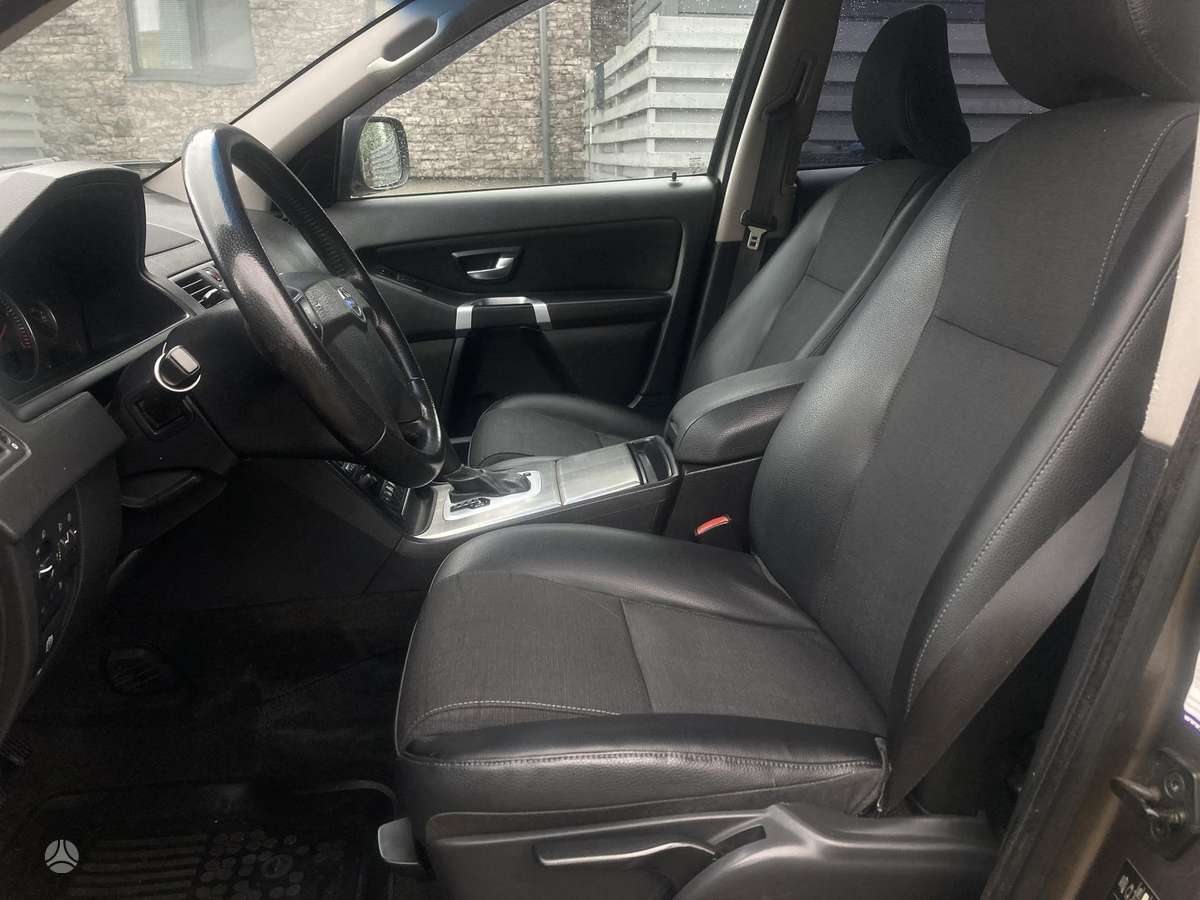 Volvo XC90 2009 — photo 15