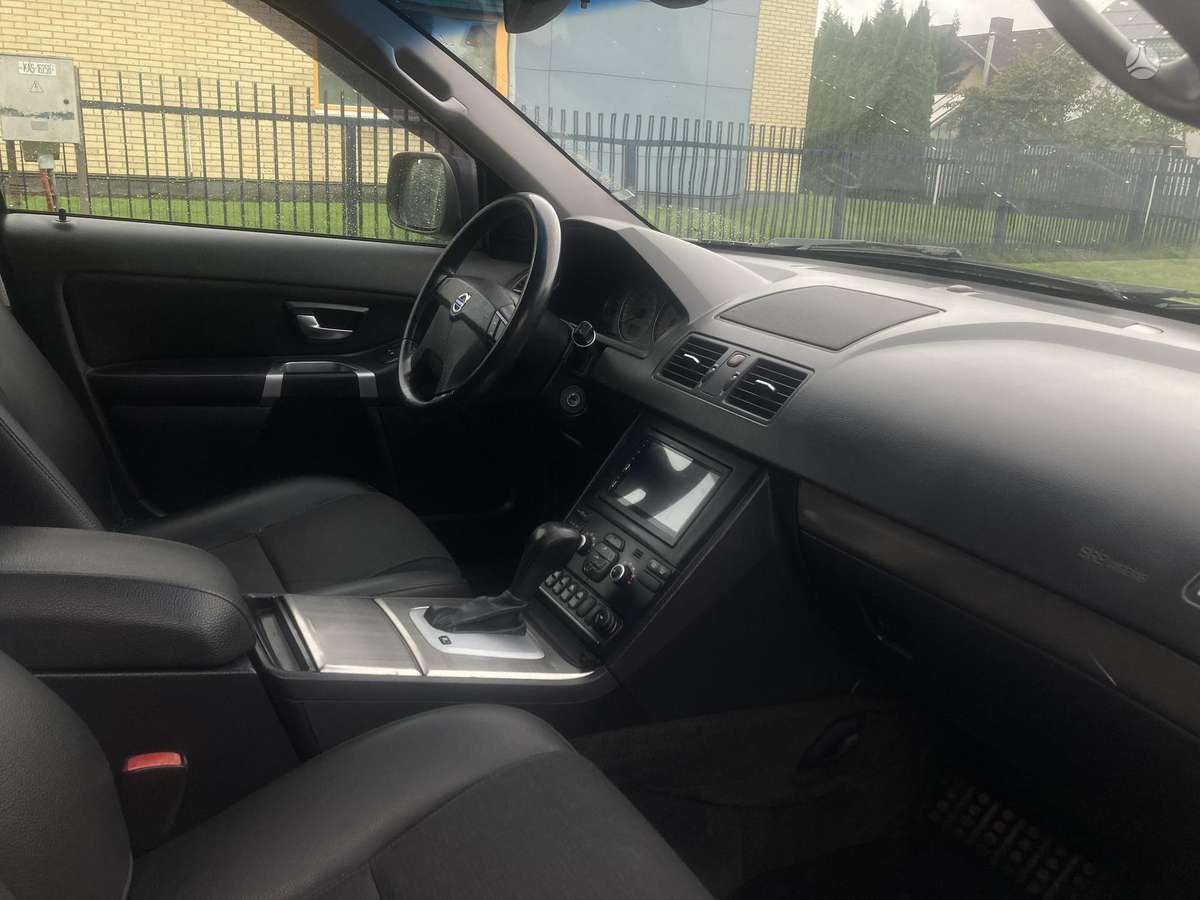 Volvo XC90 2009 — photo 18