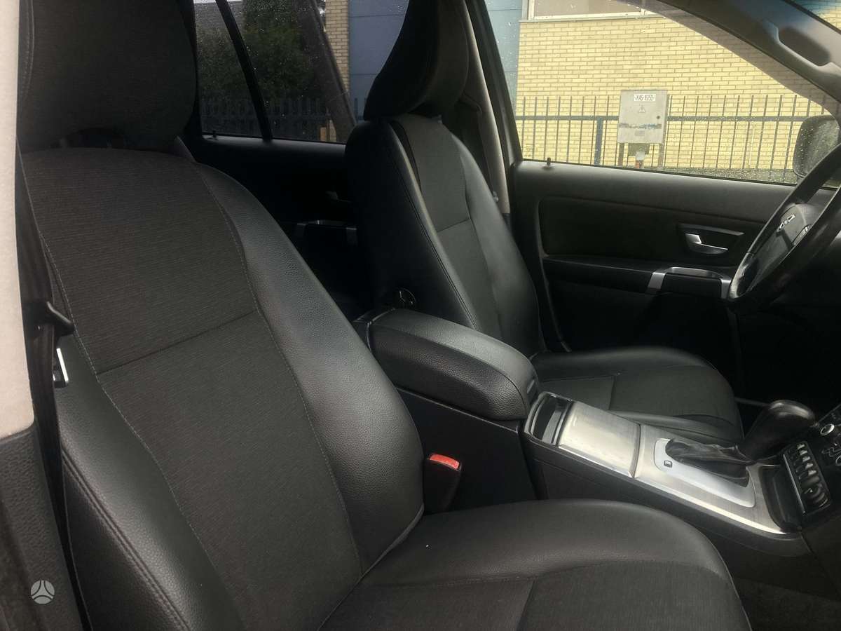 Volvo XC90 2009 — photo 19
