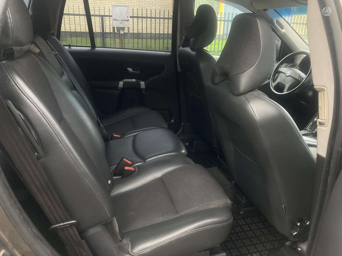 Volvo XC90 2009 — photo 22