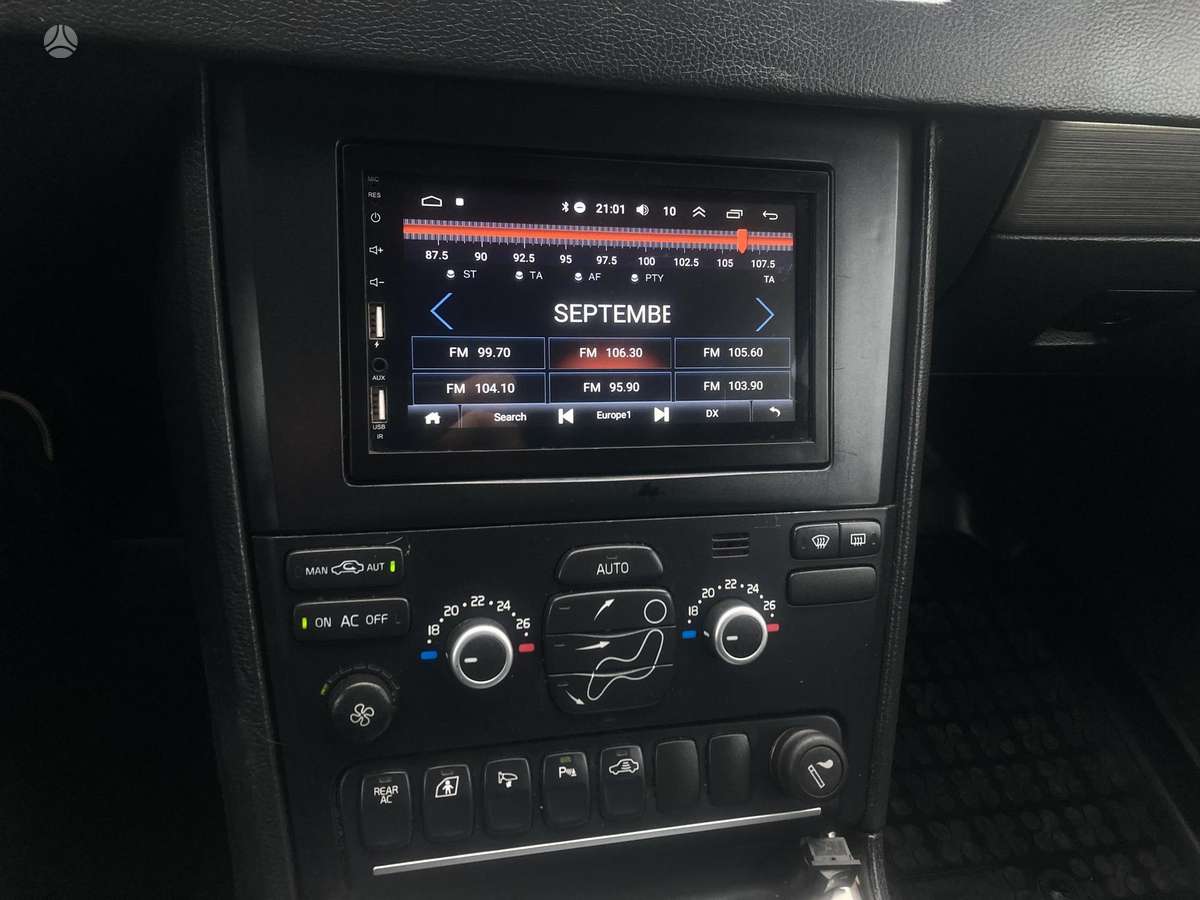 Volvo XC90 2009 — photo 27