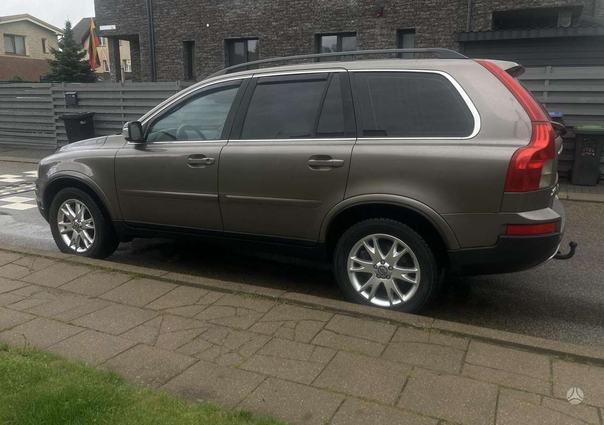 Volvo XC90 2009 — photo 6