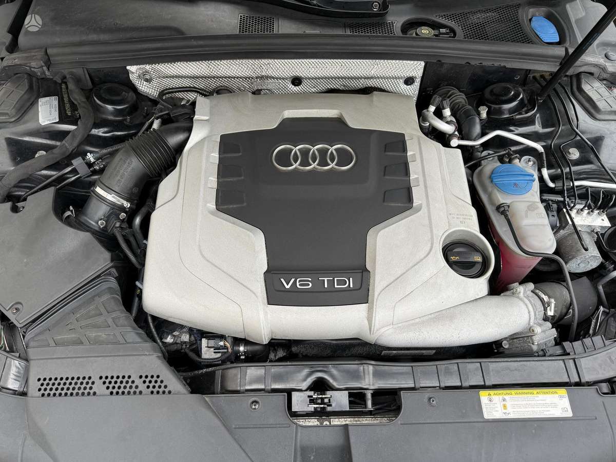 Audi A4 2010 — фото 18