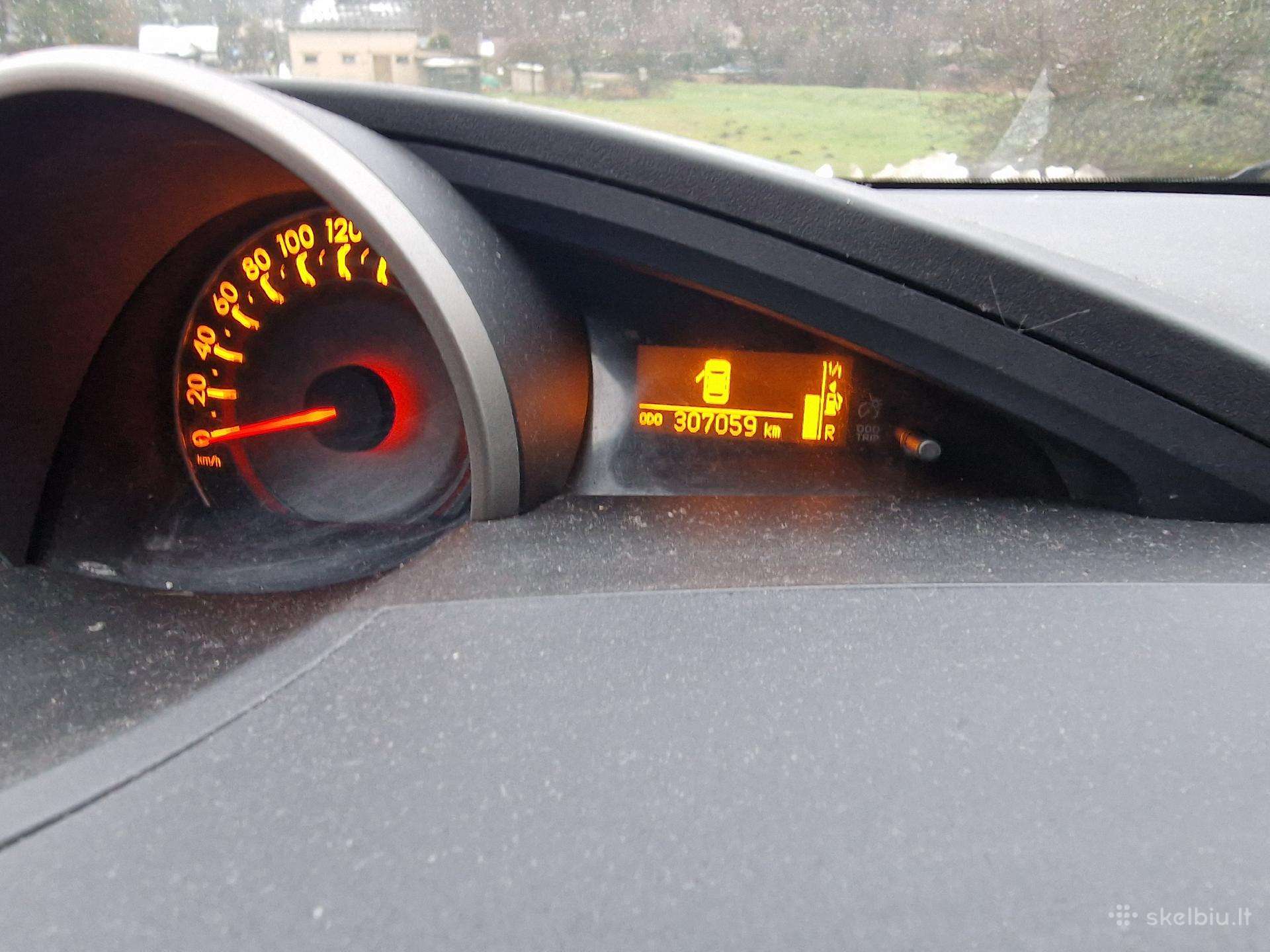 Toyota Verso 2009 — photo 8