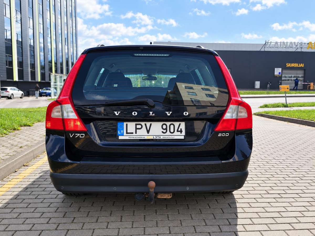 Volvo V70 2009 — фото 20
