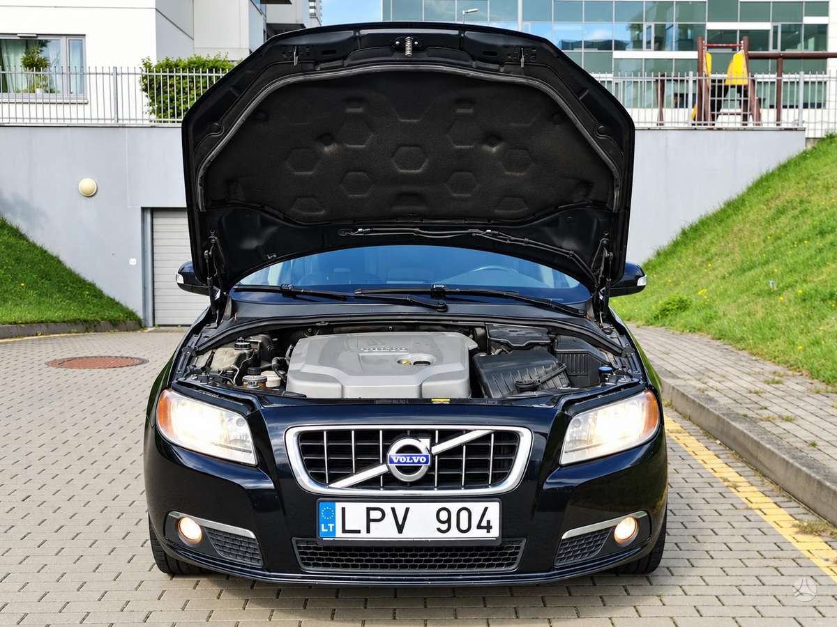 Volvo V70 2009 — фото 25