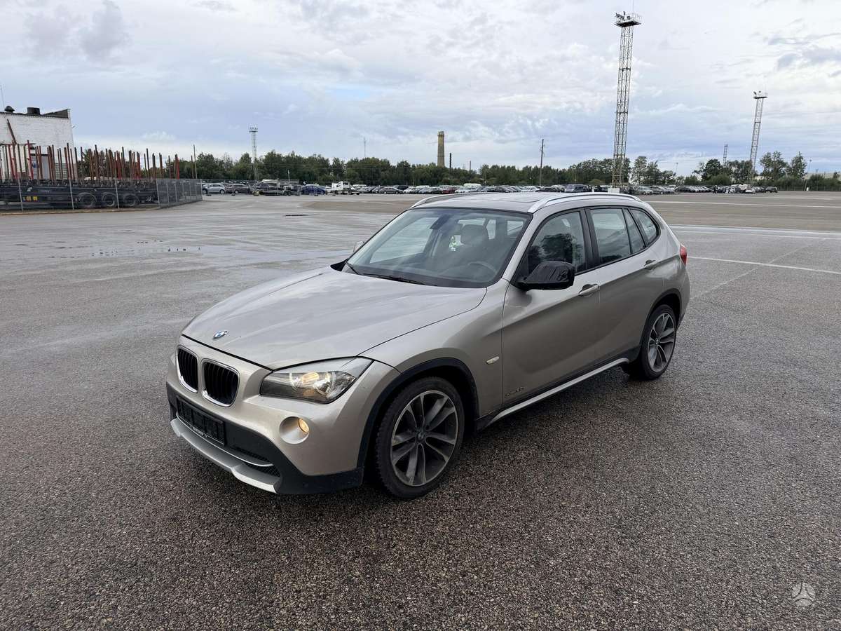 BMW X1, 2010