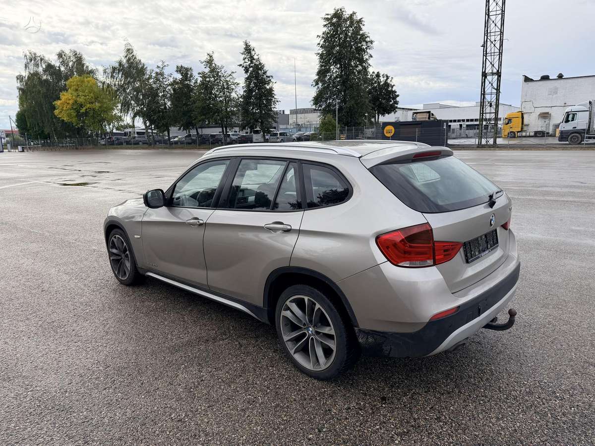 BMW X1 2010 — двигун 1995 cm³, 177 HP (130kW)
