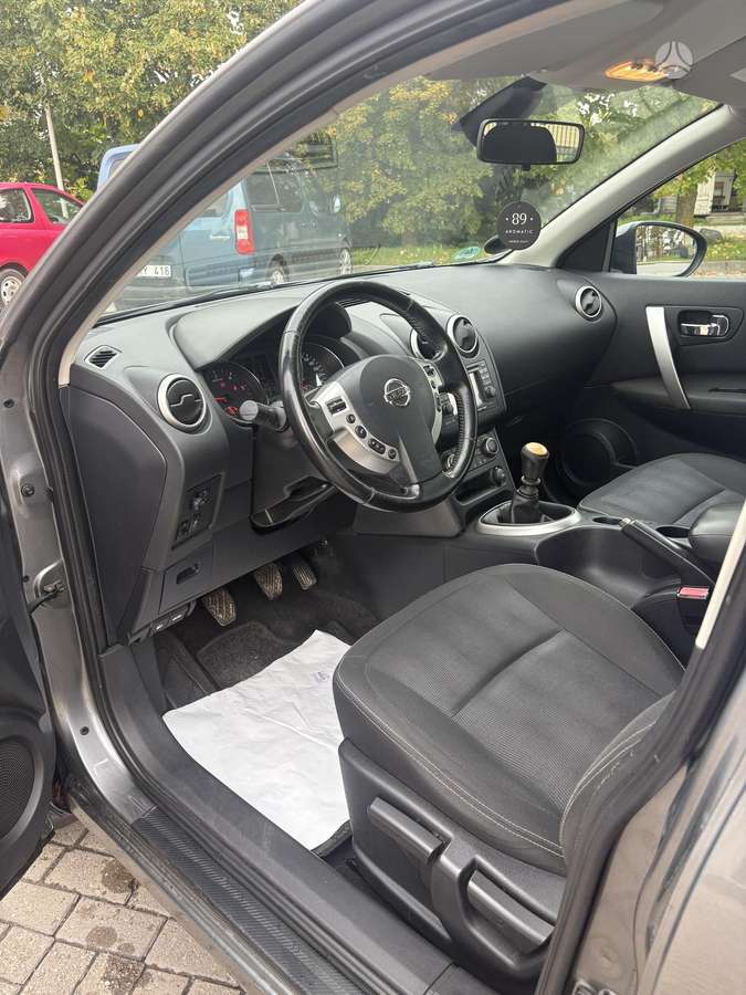 Nissan Qashqai 2011 — photo 10