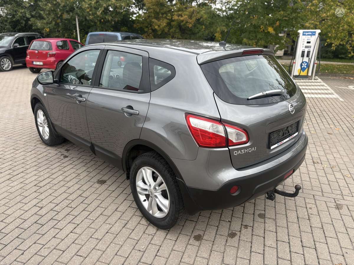 Nissan Qashqai 2011 — photo 6