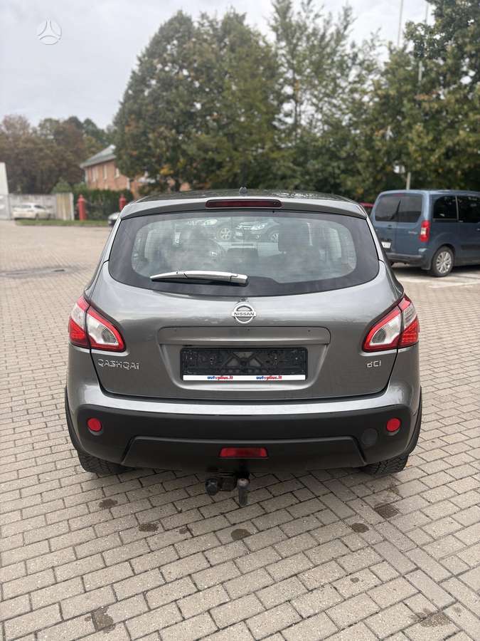 Nissan Qashqai 2011 — photo 7