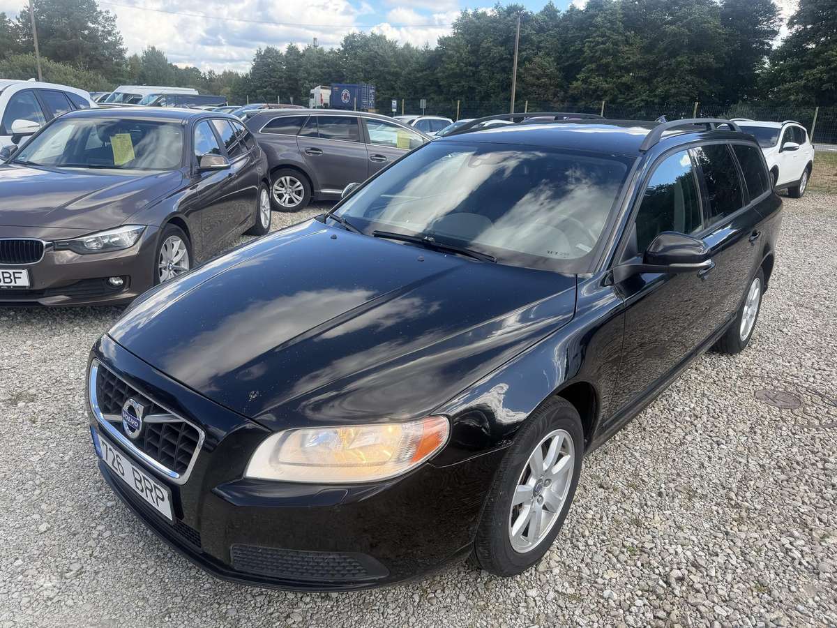 Volvo V70 2012 — vehicle for AFU Ukraine