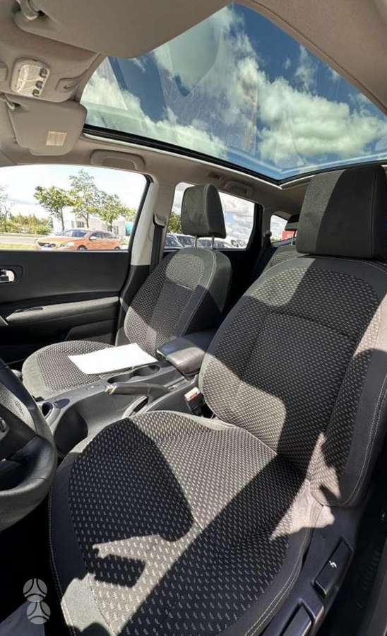Nissan Qashqai 2009 — photo 8