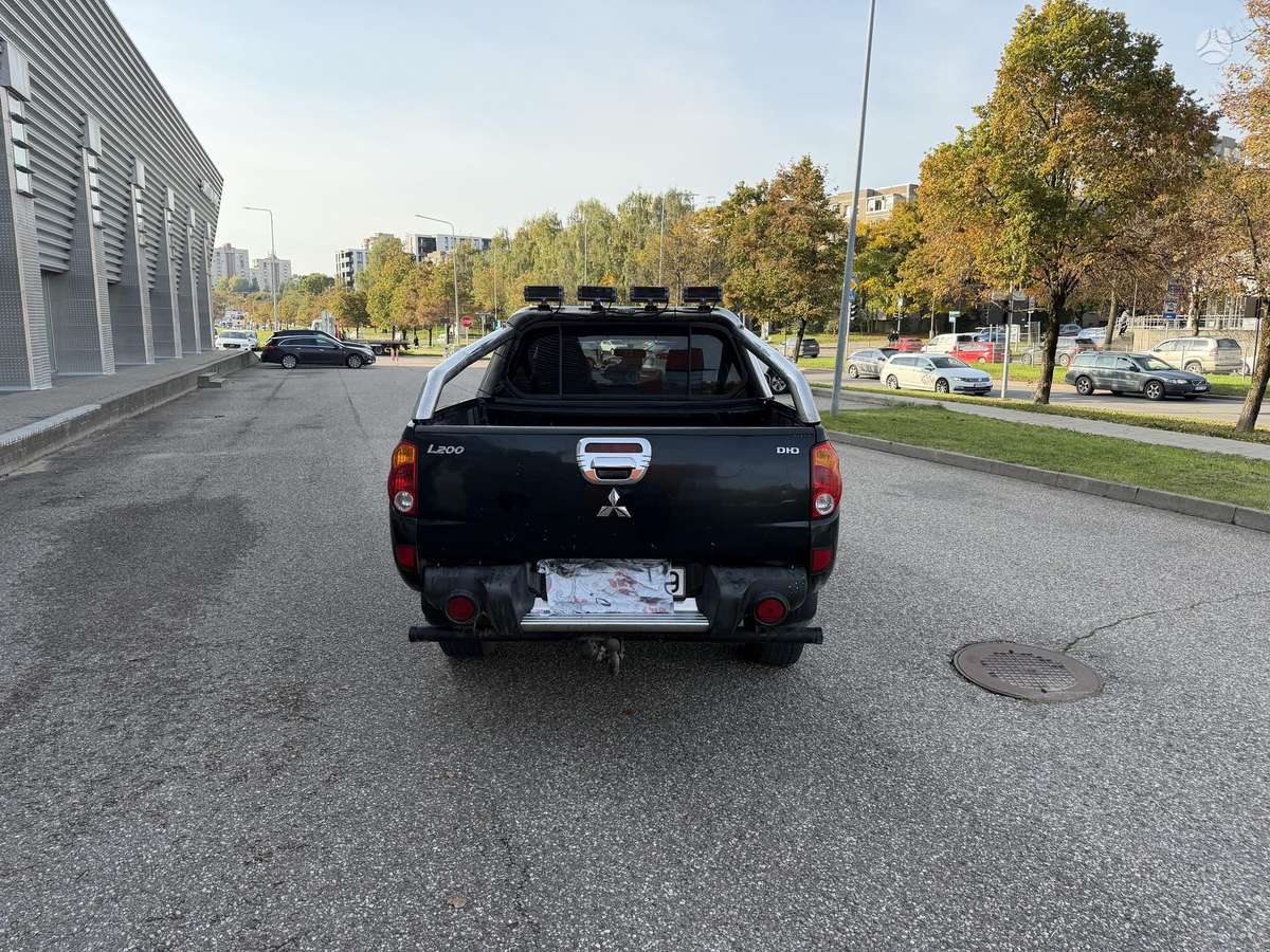 Mitsubishi L200 2007 — двигун 2477 cm³, 136 HP (100kW)