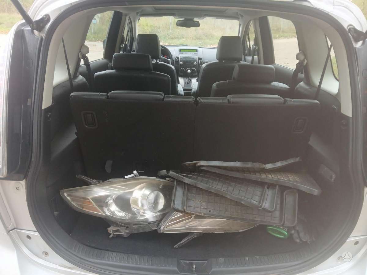 Mazda 5 2009 — photo 14