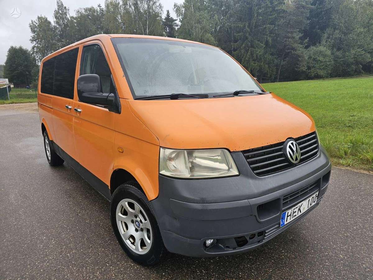 Volkswagen Transporter 2005 — interior