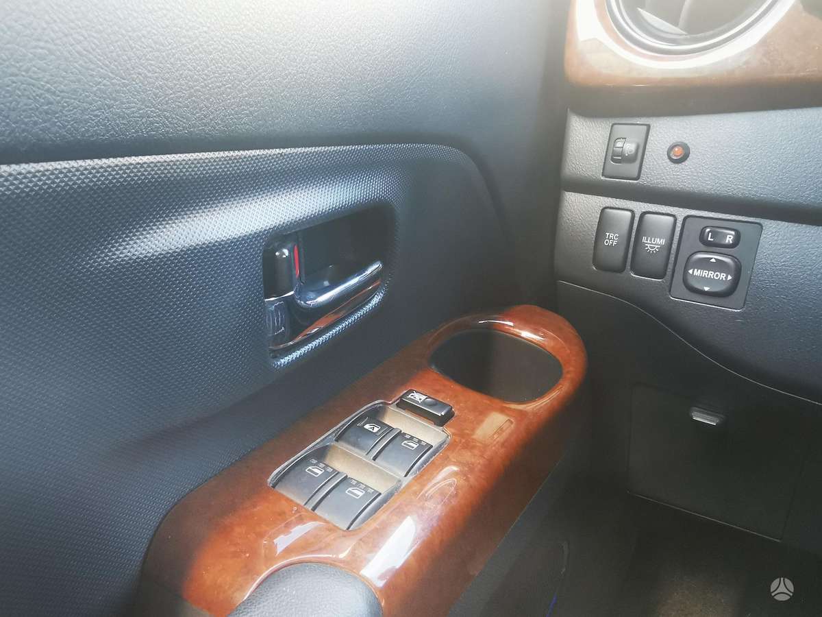 Daihatsu Materia 2007 — photo 8