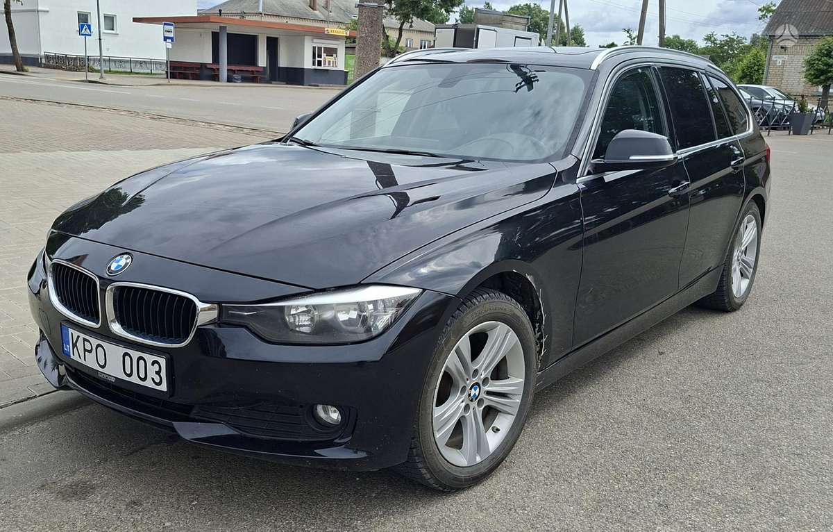 BMW 318 2012 — engine 1995 cm³, 143 HP (105kW)