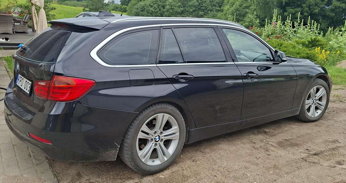 BMW 318 2012 — photo 5