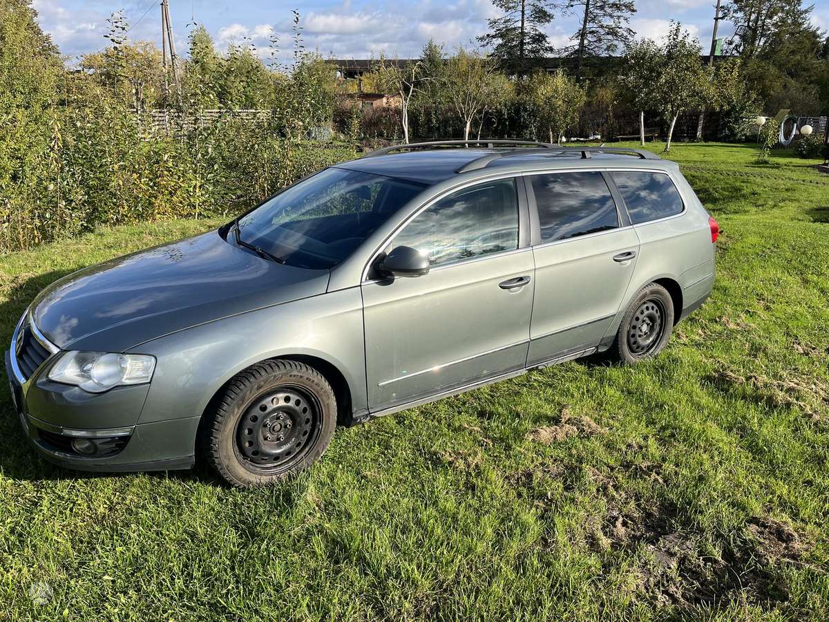 Volkswagen Passat 2007 — вигляд ззаду
