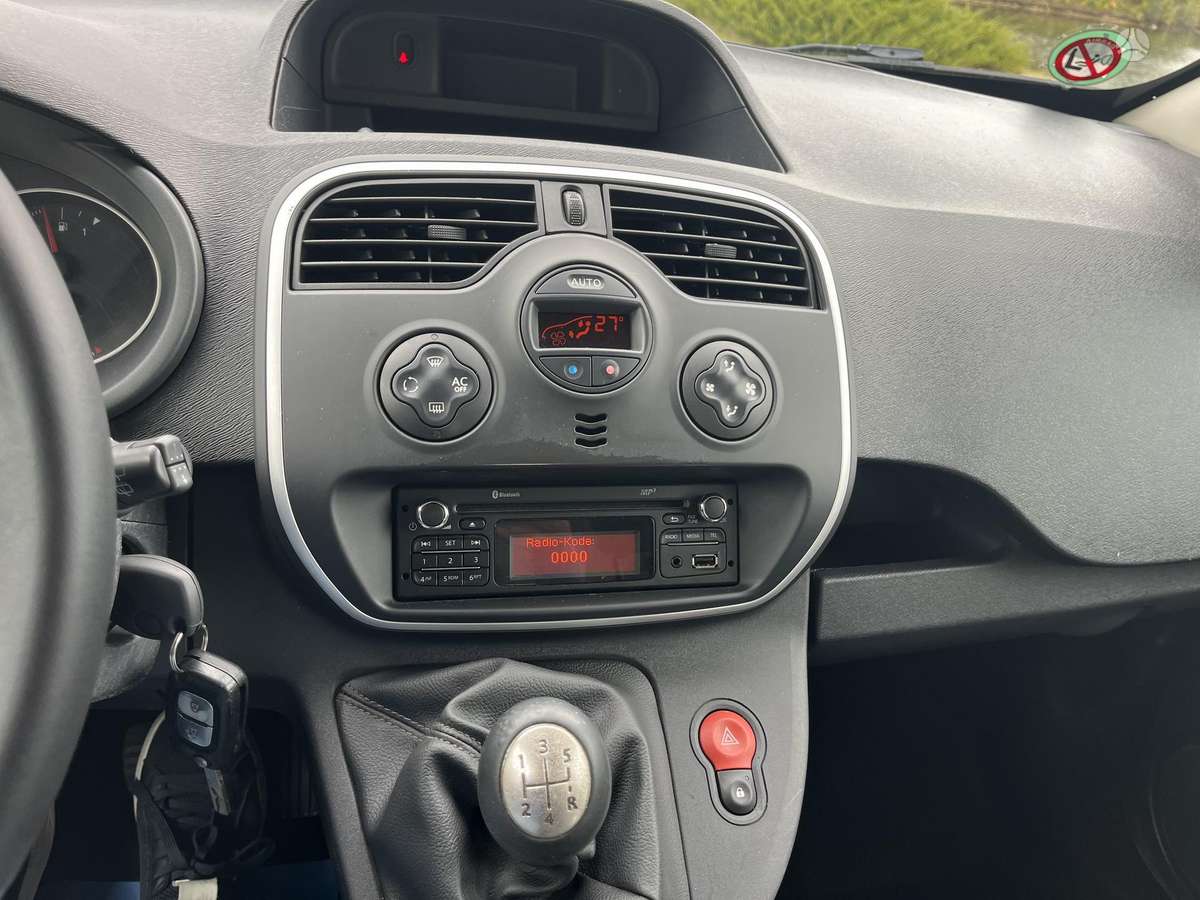 Renault Kangoo 2014 — фото 16