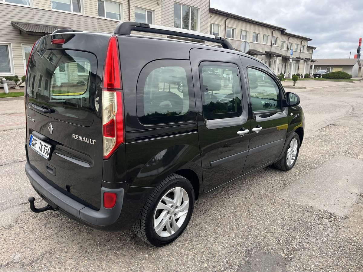 Renault Kangoo 2014 — вигляд ззаду