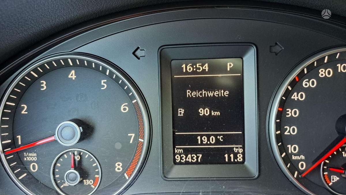 Volkswagen Golf 2011 — photo 6
