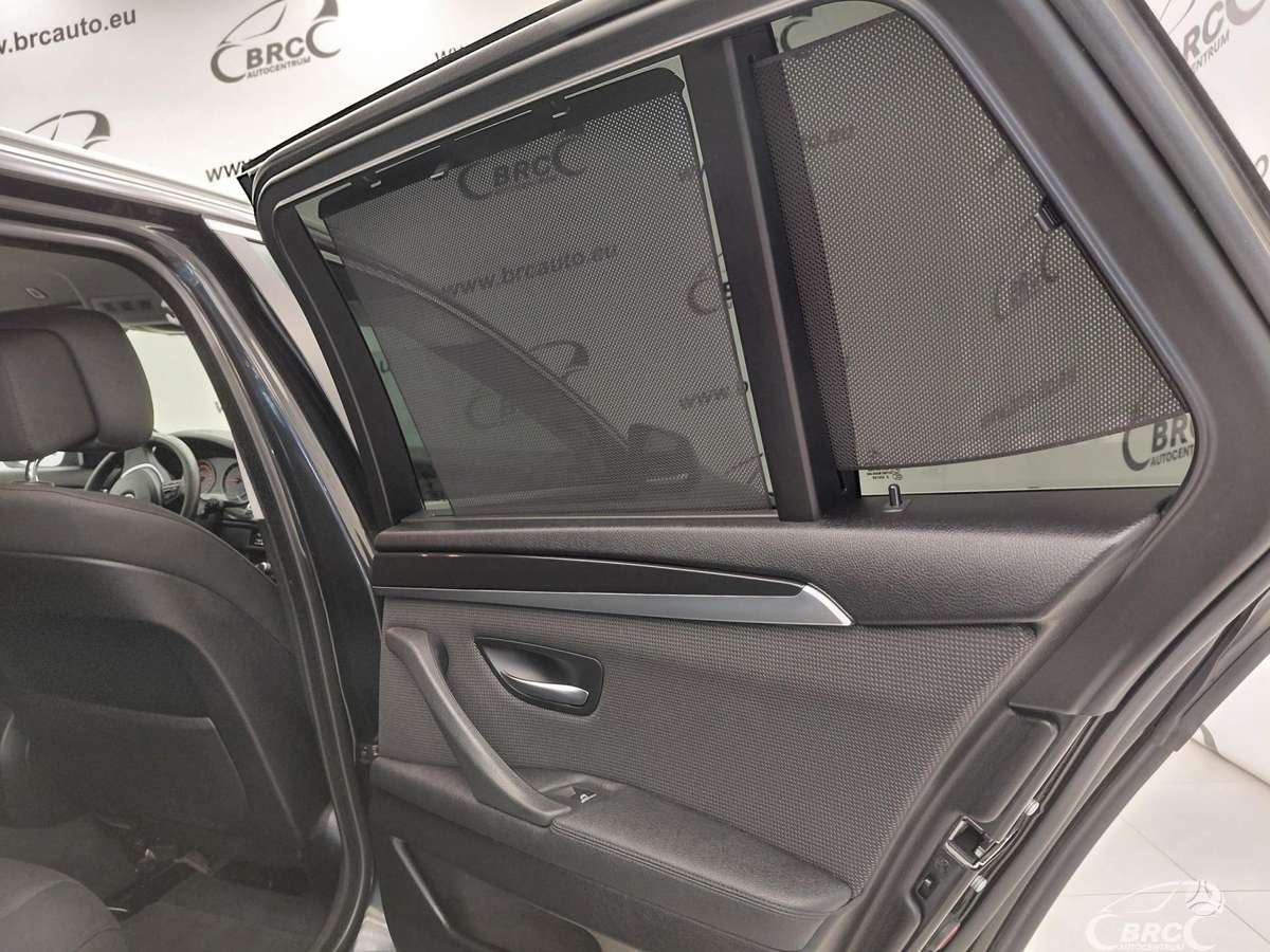 BMW 525 2011 — photo 14