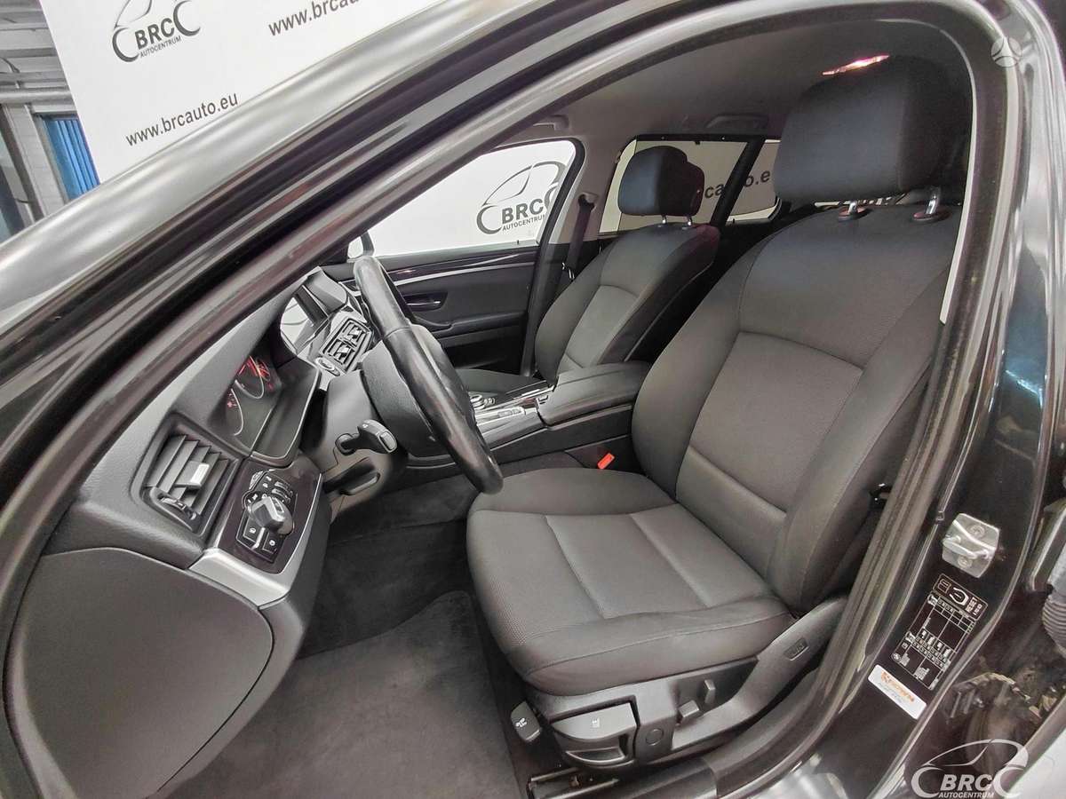 BMW 525 2011 — photo 16