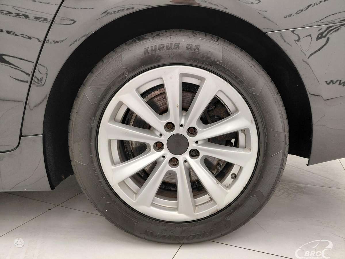 BMW 525 2011 — photo 22