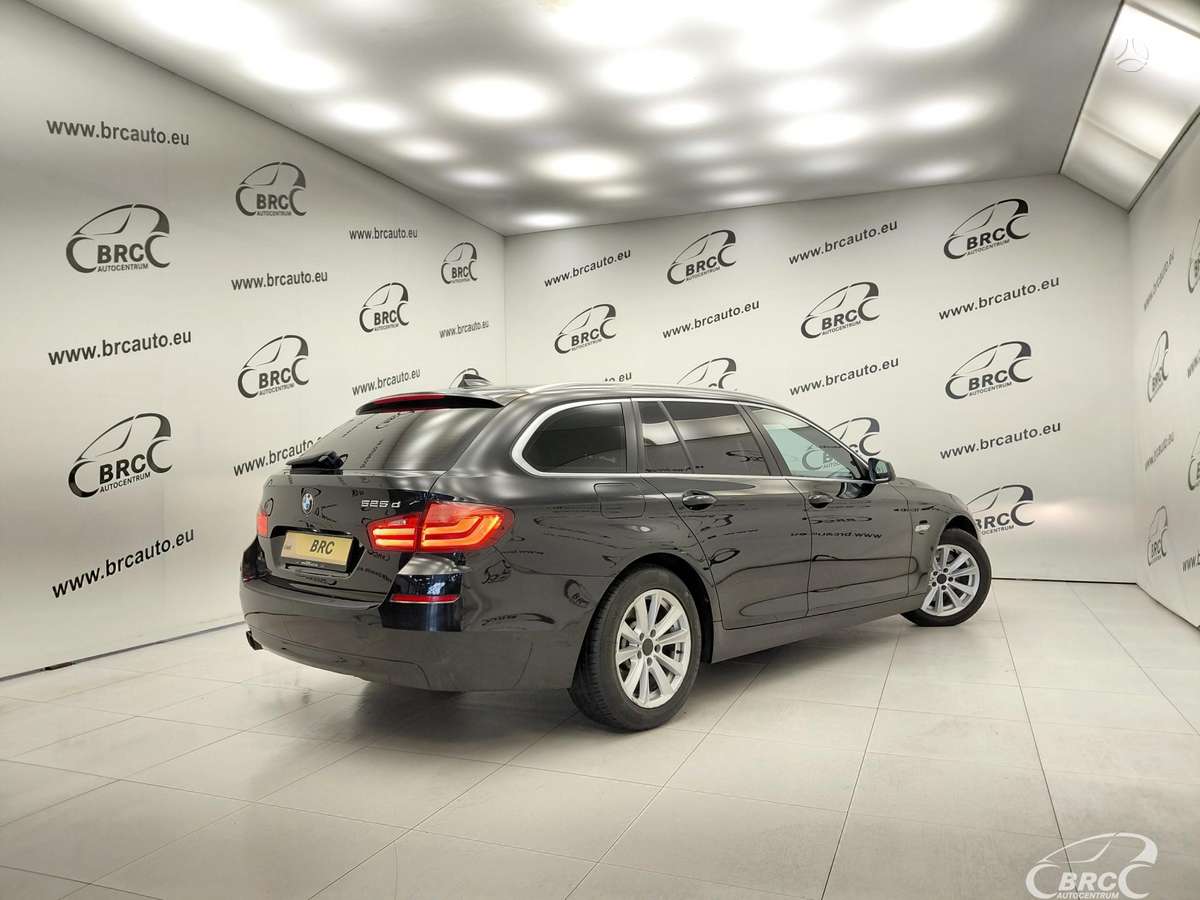 BMW 525 2011 — engine 2993 cm³, 204 HP (150kW)