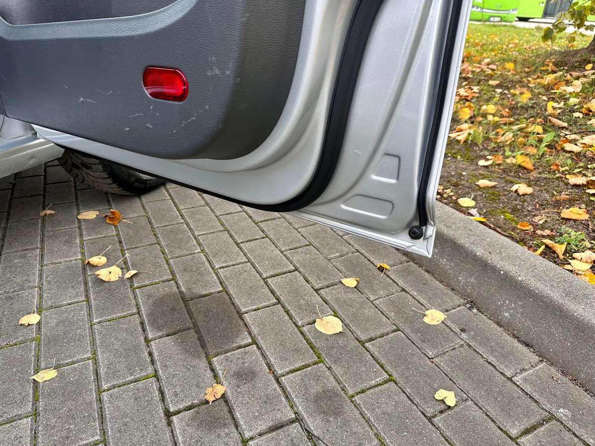Volkswagen Caddy 2011 — photo 12