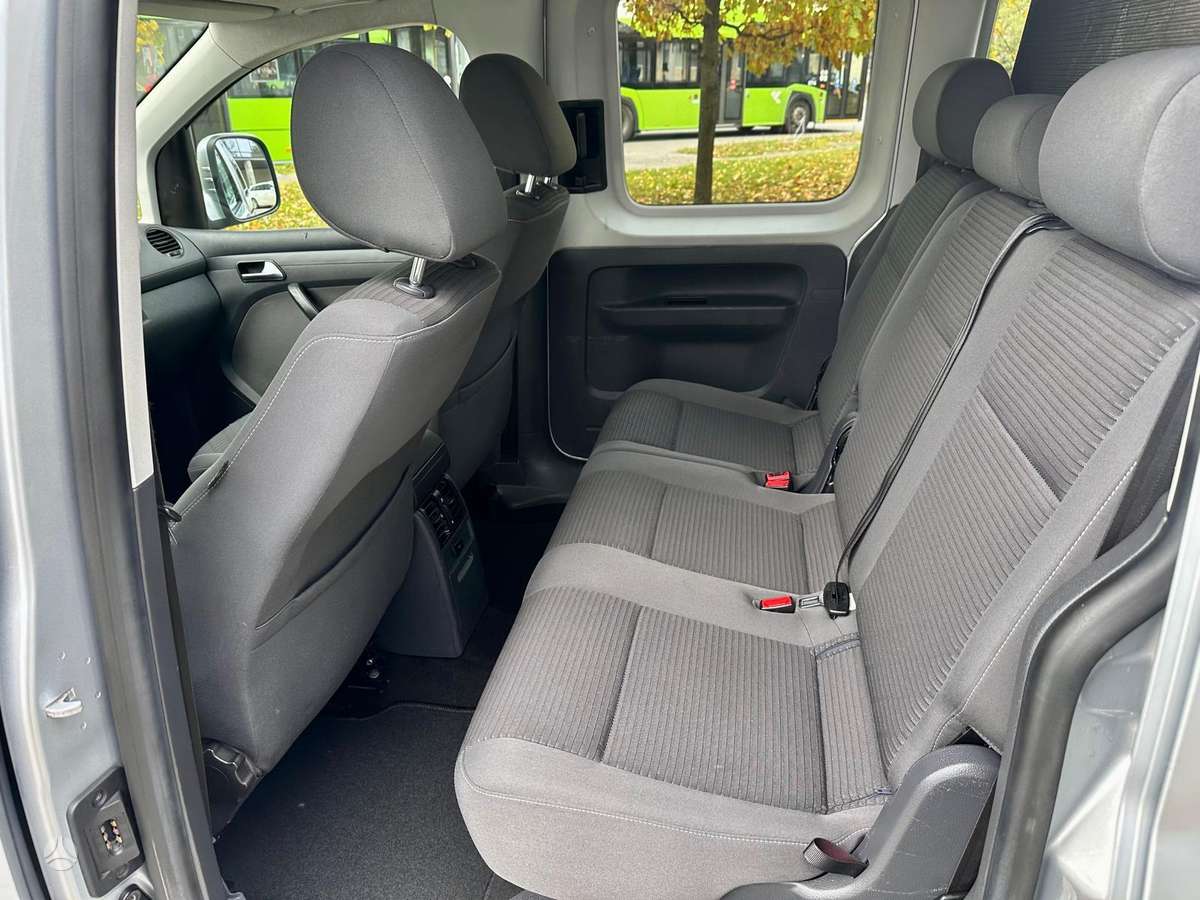 Volkswagen Caddy 2011 — photo 27