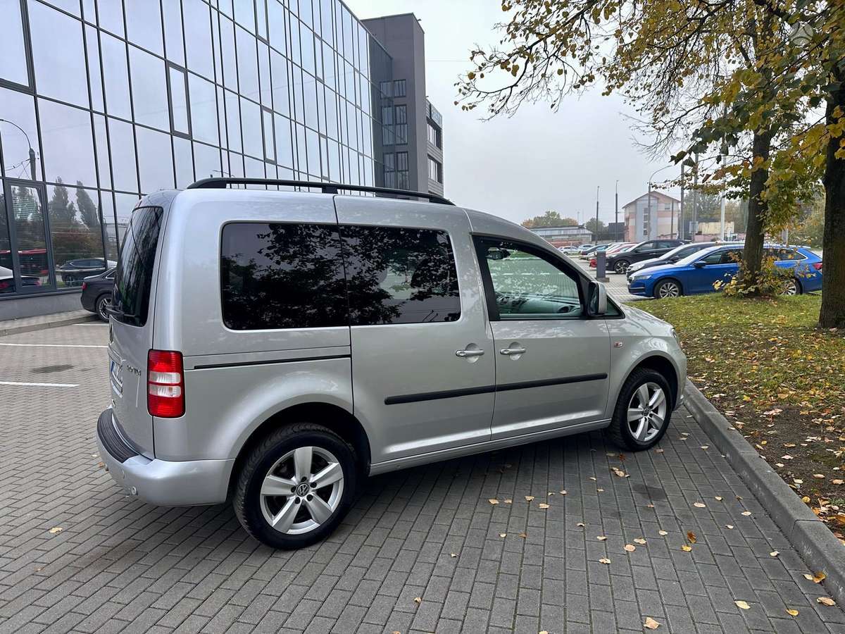 Volkswagen Caddy 2011 — photo 5