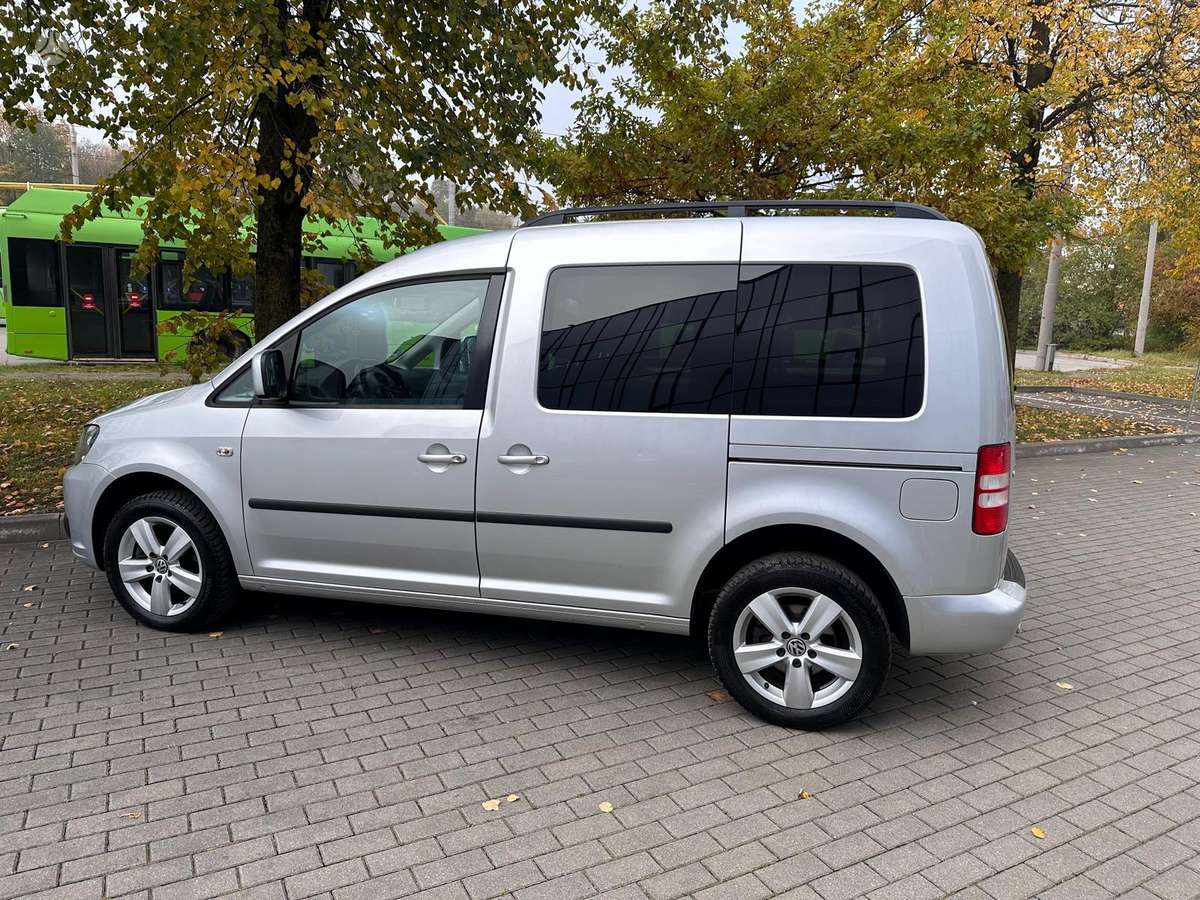 Volkswagen Caddy 2011 — photo 8
