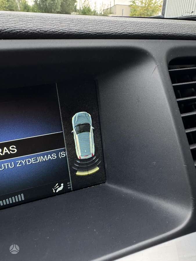 Volvo V60 2014 — photo 16